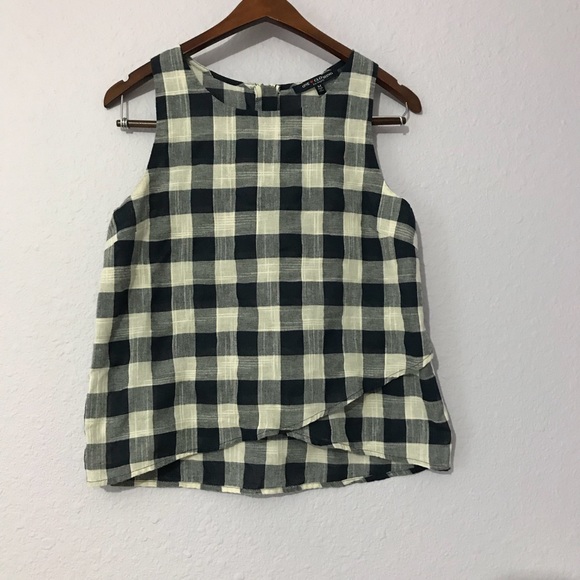 one clothing Tops - 4/$25 One Clothing Gungham Faux Wrap Tank Top M